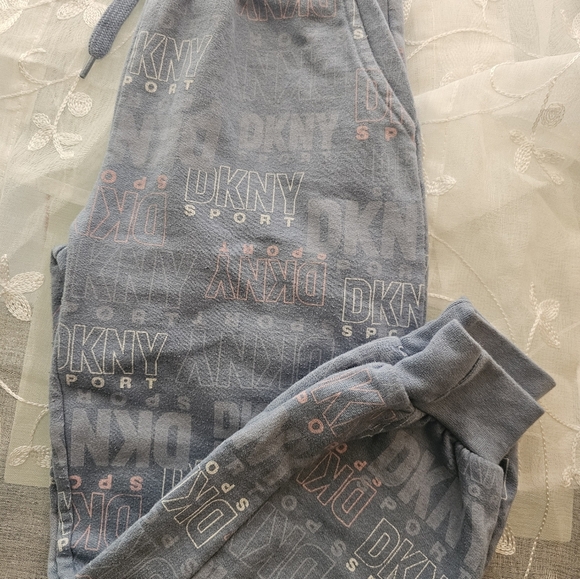 GAP abstract floral joggers sweatpants kids size (S)6-7 - Picture 5 of 6